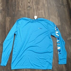 Magellan Outdoors Blue Long Sleeve Tee
